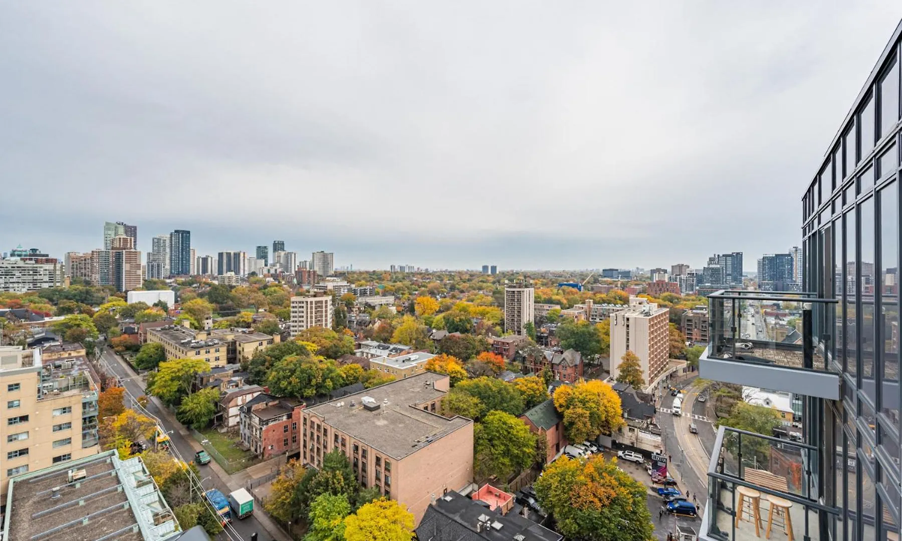 Toronto Garden Apartments 0*,  Canada