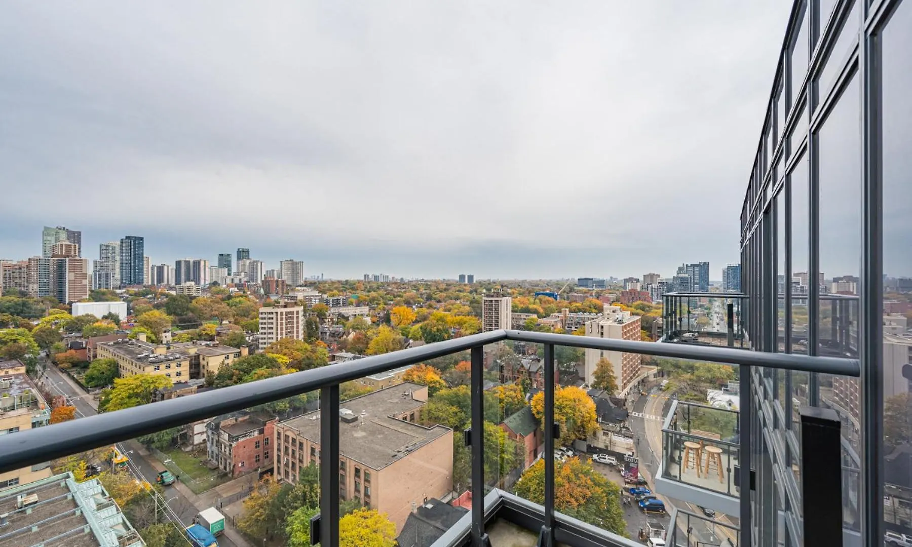 Toronto Garden Apartments 0*,  Canada